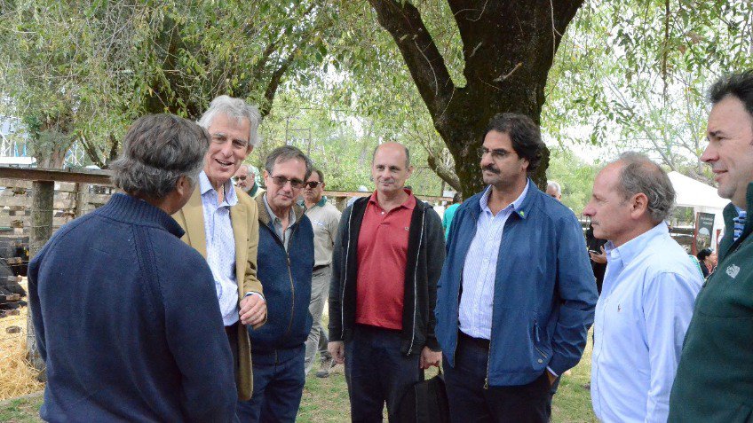 El Ministro Sarquís pasó por Expotan